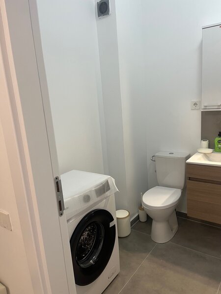 Garsoniera Hamilton Residence, mobilata si utilata modern, totul nou